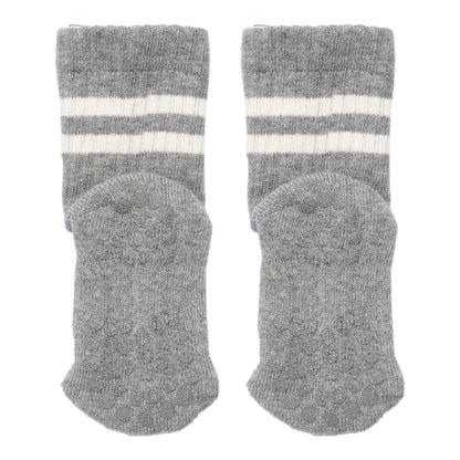 GoBabyGo Anti-Rutsch Socken grau mit weißen Streifen – erhältlich bei Bärechind Winterthur, Zürich, Schweiz.