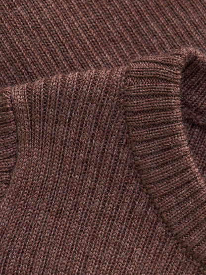 Detailaufnahme des Stricks und der Knöpfe des CeLaVi Cardigans – Bärechind Winterthur, Zürich, Schweiz.