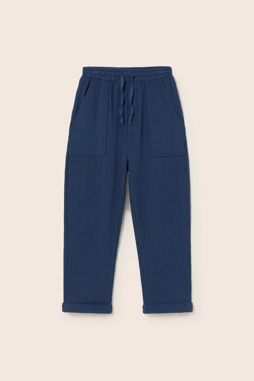 Blaue Kinderhose aus Musselin von Cozmo – leichte Sommerhose für Kinder im Bärechind Winterthur
