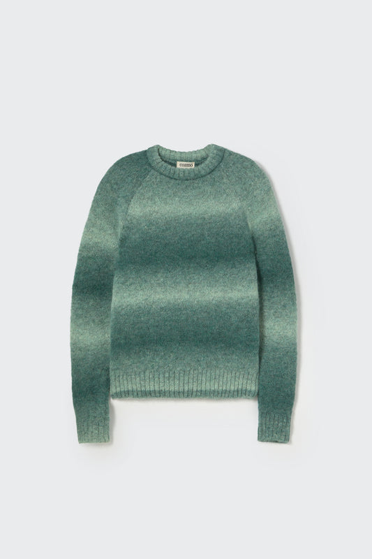 Soft dyed tricot sweater in Grün – Vorderansicht