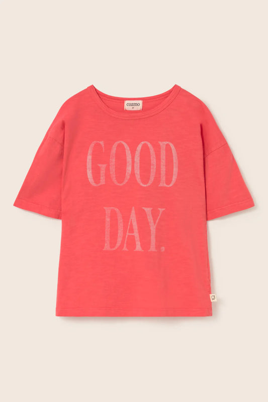 Rotes Kinder T-Shirt „Good Day“ aus Slub-Baumwolle von Cozmo – nachhaltige Kindermode im Bärechind Winterthur