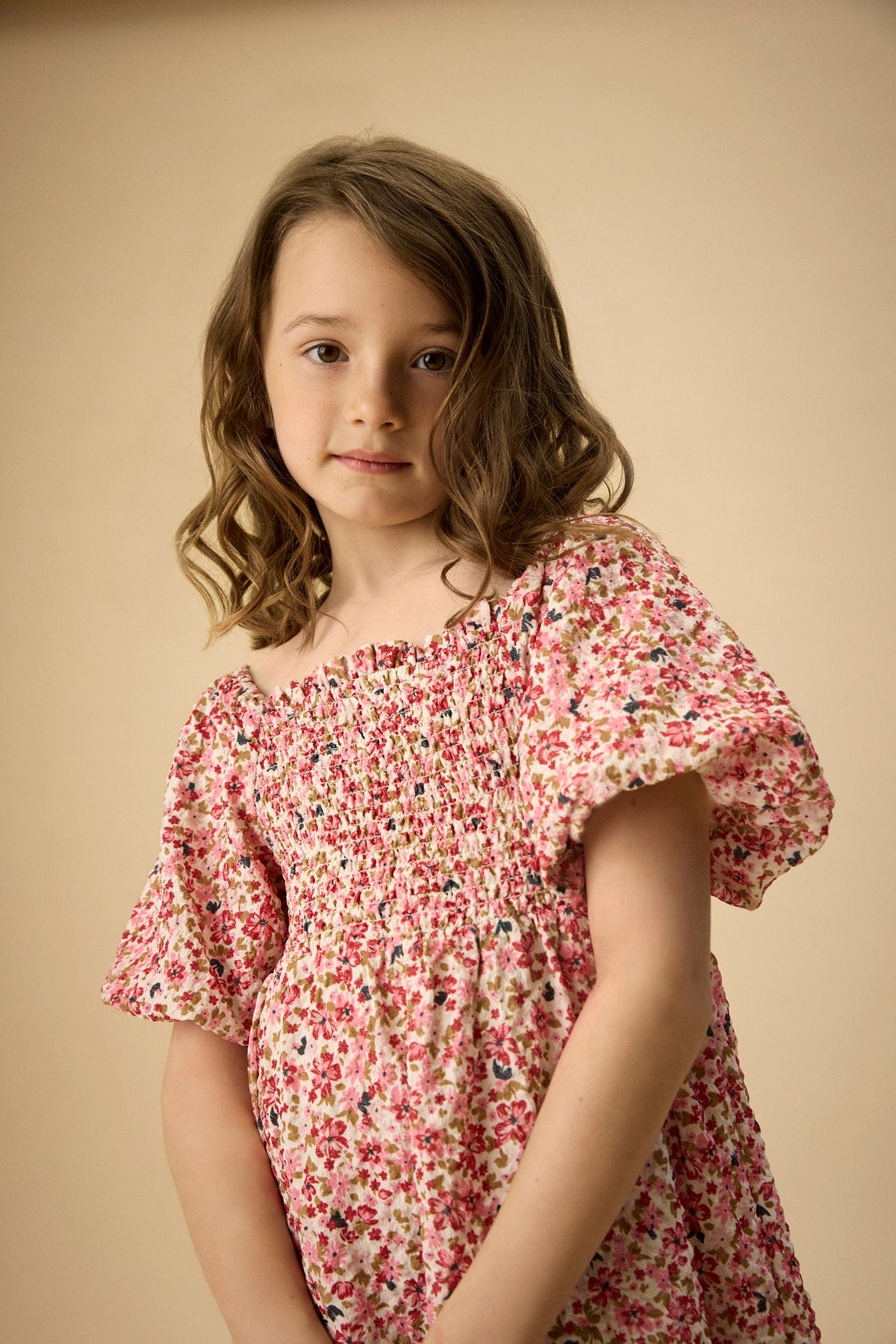 Creamie Blumenkleid für Kinder in Rosa mit floralem Muster, erhältlich im Bärechind in Winterthur, Zürich, Schweiz