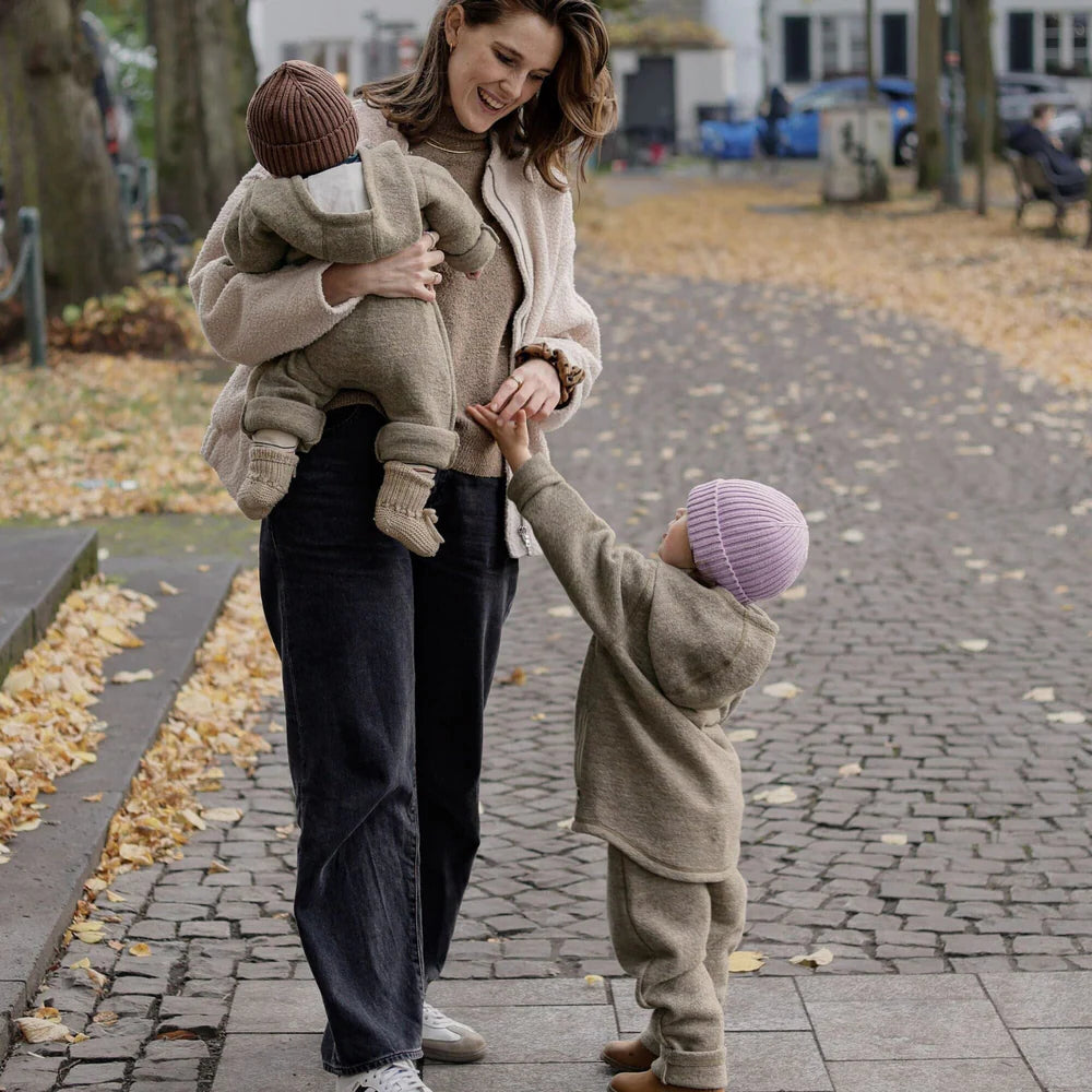 Emma & Noah Wollwalk Overall Essential Beige für Babys und Kinder in Zürich Schweiz