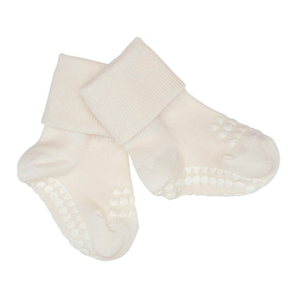 GoBabyGo Bambus Anti-Rutsch-Socken in weiss – Detailansicht mit Gummipunkten an der Sohle