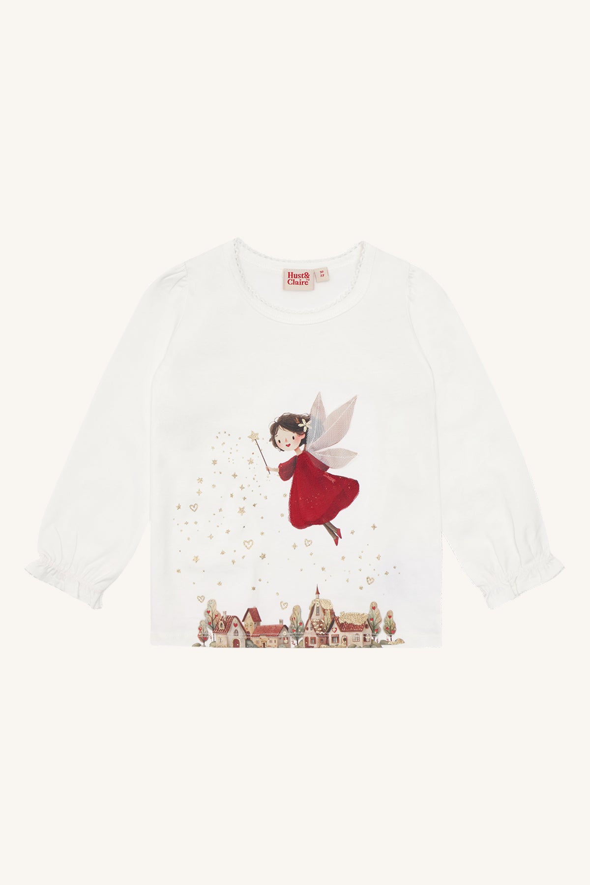 Hust & Claire Alma Langarmshirt in Sugar mit Fee im roten Kleid und Winterdorf-Print, Vorderansicht