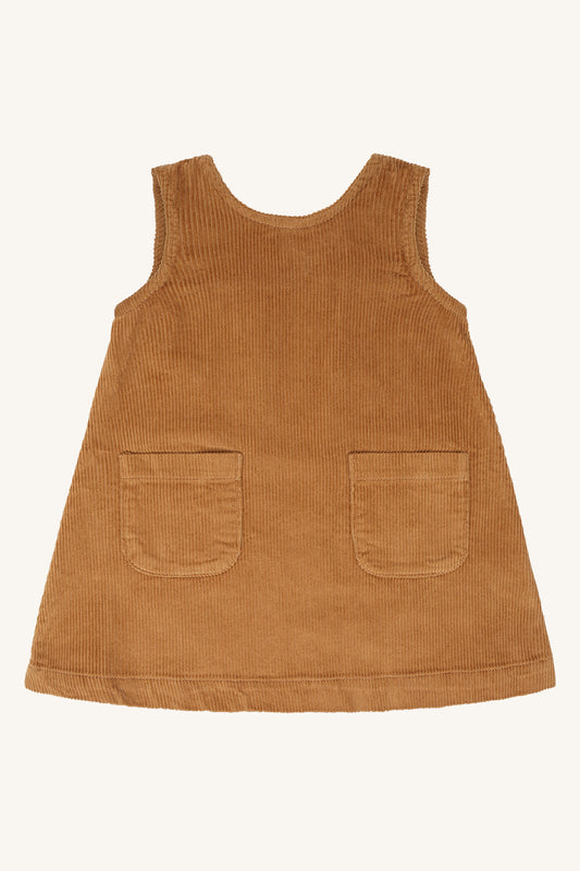 Hust & Claire Karoline Cordkleid in Chipmunk aus 100 % Baumwolle, ärmelloses Kinderkleid in warmem Braun mit zwei Taschen, Bärechind Winterthur.