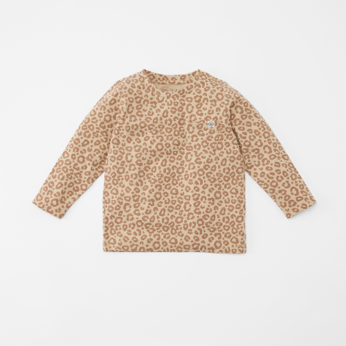Langarm Kinder Shirt mit Leo-Print in warmen Naturtönen