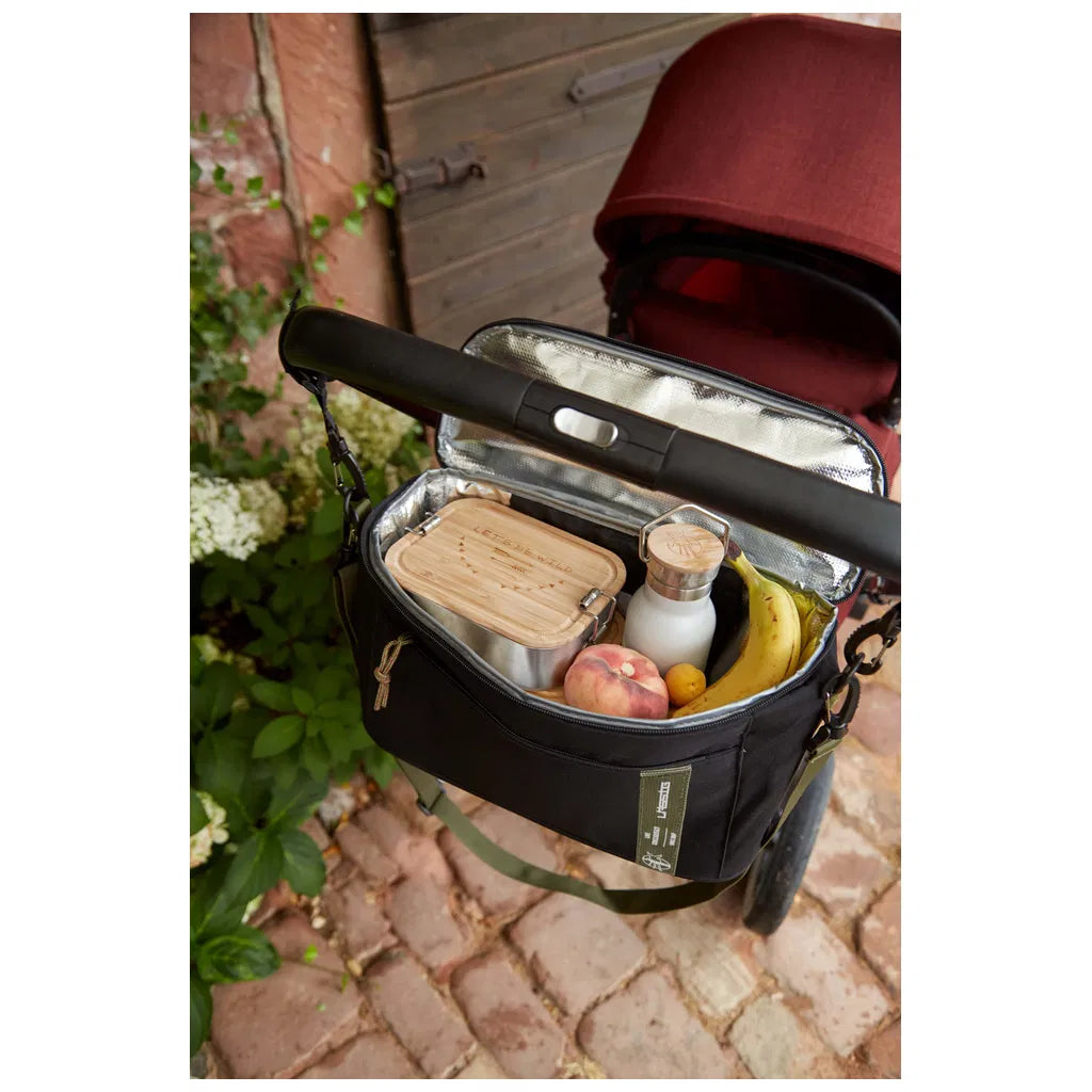 Lässig Insulated Buggy Shopper in Olive, gefüllt mit Lebensmitteln für ein Picknick.