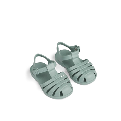 Liewood Kinder Sandalen aus EVA in grün, leichte Sommerschuhe für Kinder im Bärechind Winterthur Zürich Schweiz.
