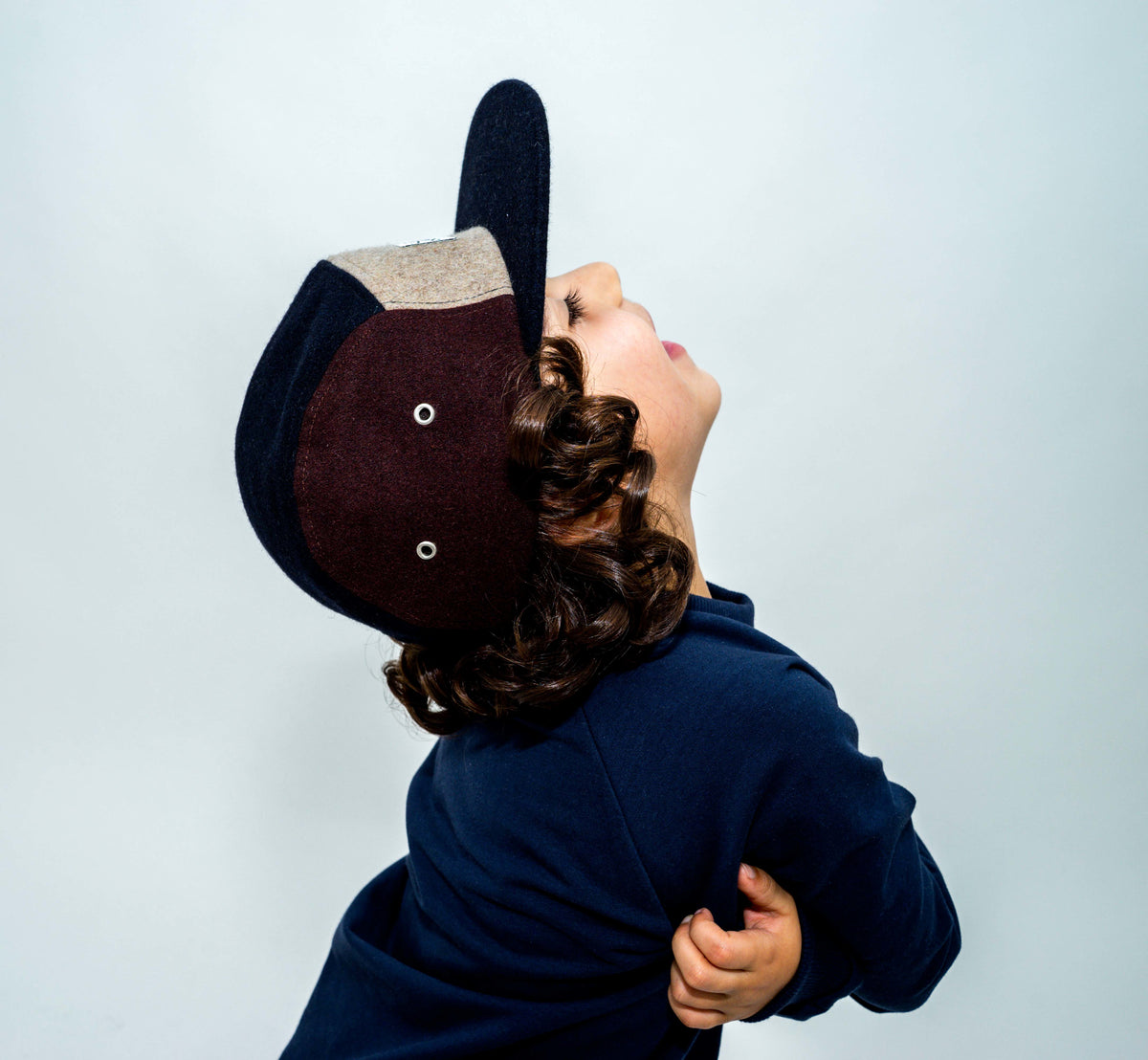 Kinder-Schirmmütze von Lil’ Boo mit Wollmix, ideal für Frühling und Herbst – Bärechind Winterthur, Schweiz