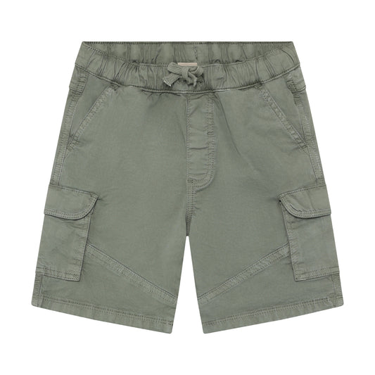 Minymo kurze Hose aus Twill in Grün mit Cargotaschen, erhältlich im Bärechind Winterthur Zürich Schweiz.