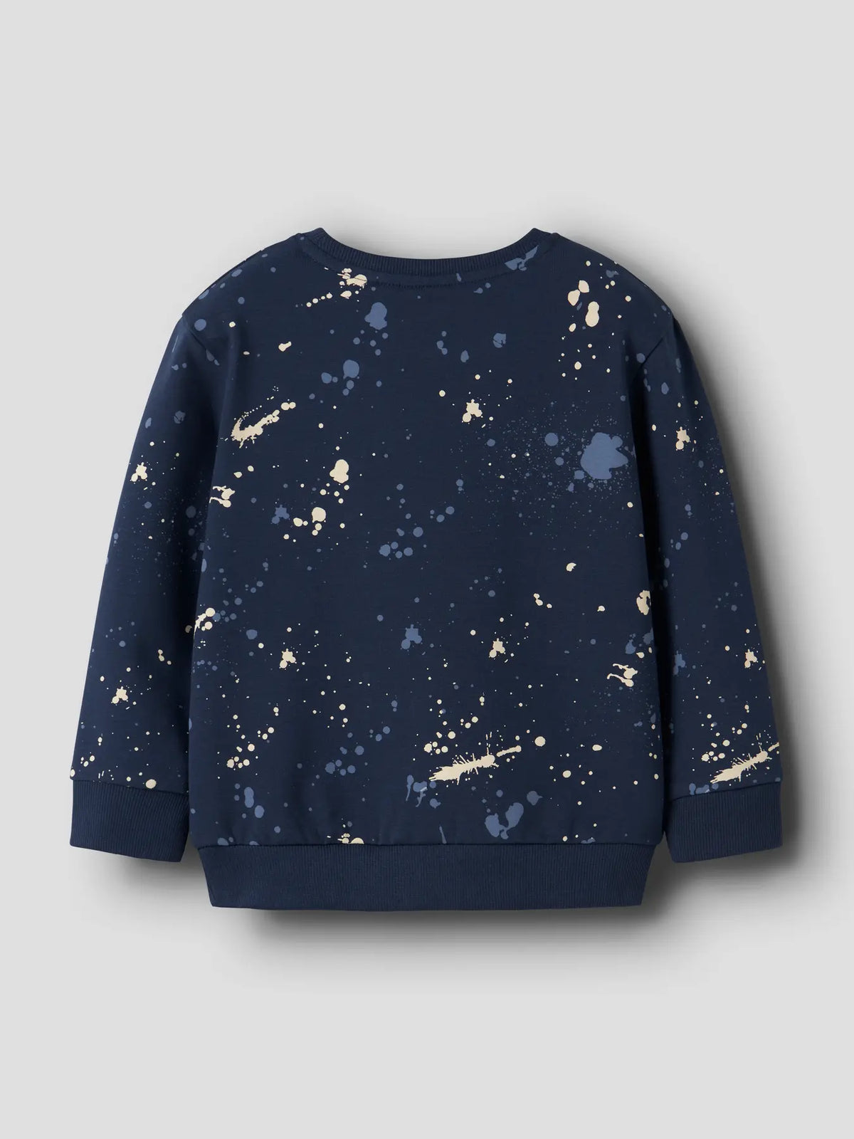 Rückansicht Sweatshirt von NAME IT mit Space-Print – nachhaltige Kindermode bei Bärechind Winterthur Schweiz