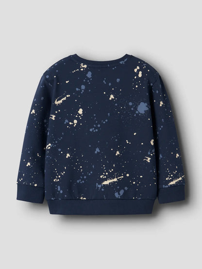 Rückansicht Sweatshirt von NAME IT mit Space-Print – nachhaltige Kindermode bei Bärechind Winterthur Schweiz