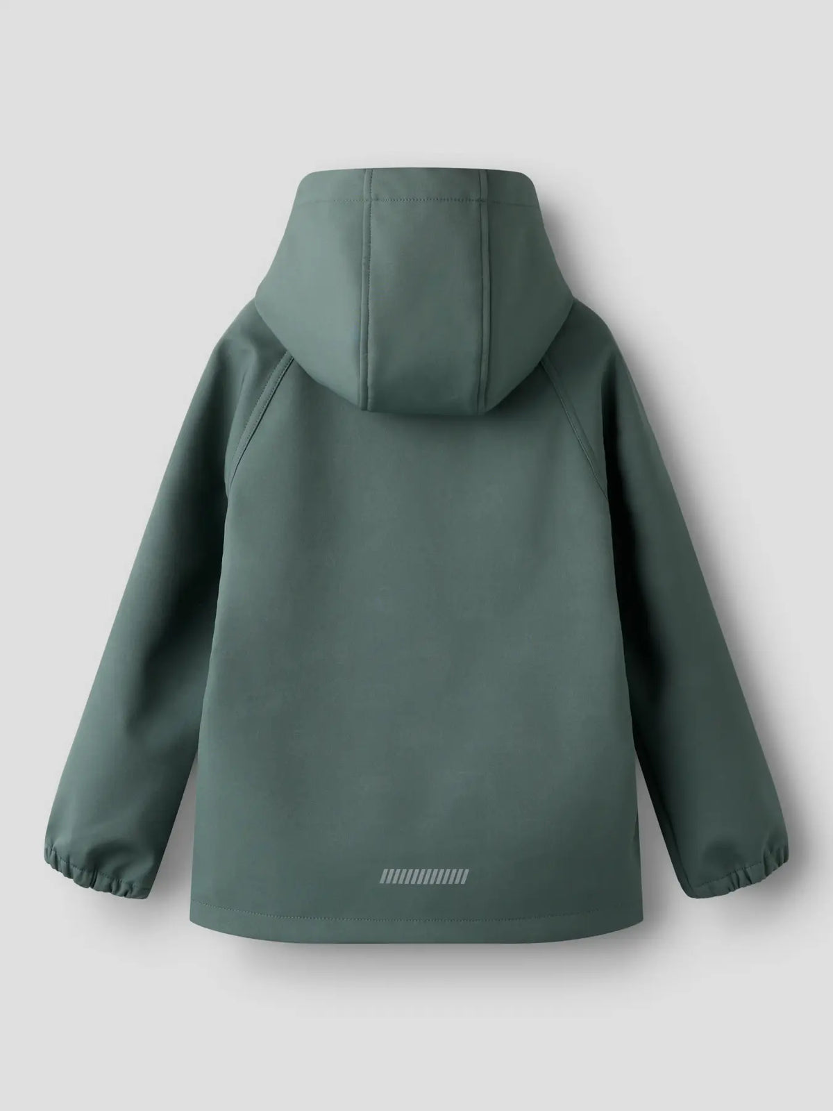 Rückansicht grüne Softshelljacke für Kinder von NAME IT im Bärechind Winterthur Zürich Schweiz