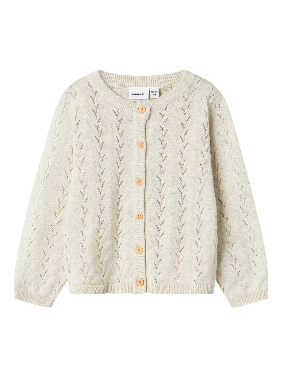 Cremefarbene Strickjacke von name it – Frontansicht, erhältlich im Bärechind in Winterthur