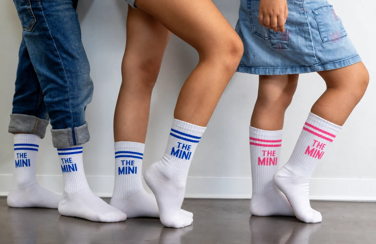 My Day My Dream Kindersocken The Mini in Rosa und Blau nebeneinander